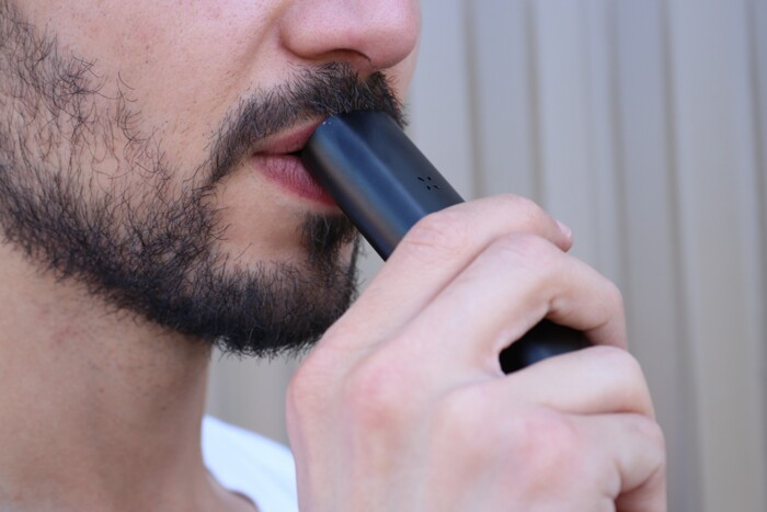 Mobiler Vaporizer 2 Es gibt viele verschiedene Arten von mobilen Vaporizern und auch entsprechende Preisspannen von erschwinglichen bis zu High-End-Vaporizern.